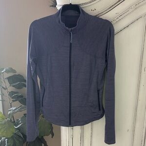 Lululemon Jacket Women’s Size *6 Please read